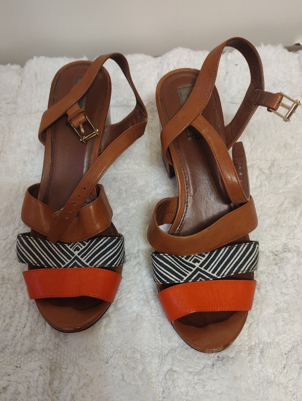 Cole Haan Tan and Orange Strappy Sandals with Black & White Pattern Size 8